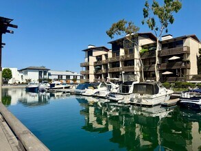 9116 Marina Pacifica Dr in Long Beach, CA - Building Photo - Building Photo