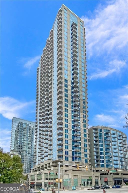 property at 400 W Peachtree St NW