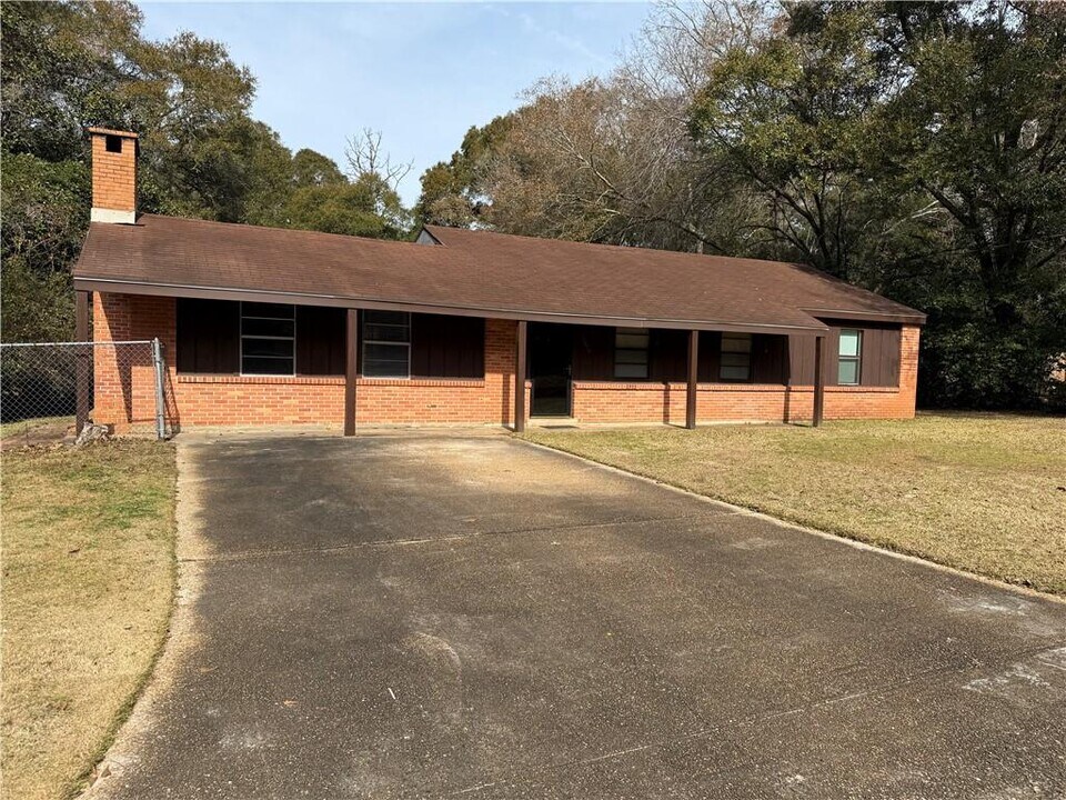 4674 Nelson Dr in Mobile, AL - Building Photo