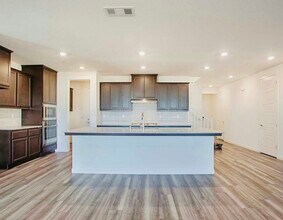 5401 Spg Mountain Ln in Antioch, CA - Building Photo - Building Photo
