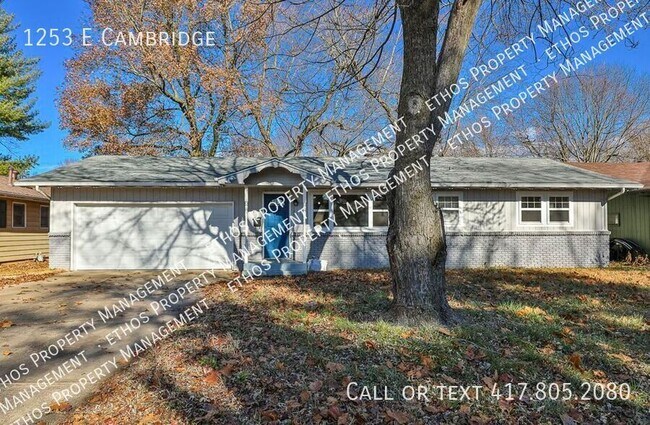 property at 1253 E Cambridge St