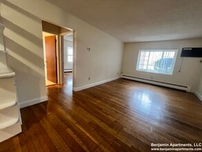 15 Allen St, Unit 4 in Arlington, MA - Building Photo - Building Photo