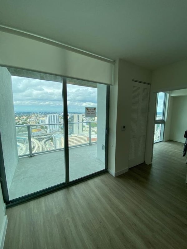 34 SW 1st St in Miami, FL - Building Photo - Building Photo