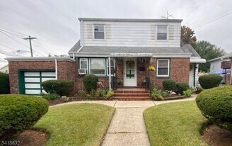 1968 Vauxhall Rd in Union, NJ - Building Photo