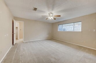 29311 Loddington St, Unit Suite 1B in Spring, TX - Building Photo - Building Photo