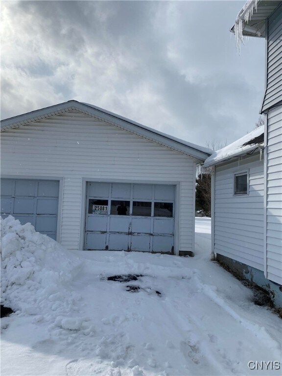 property at 25083 Woolworth St