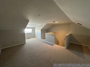 23 Prince St-Unit -6 in Danvers, MA - Foto de edificio - Building Photo