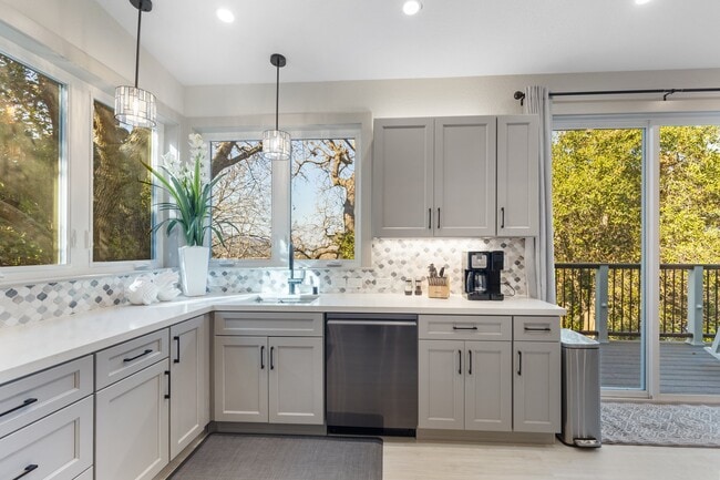 property at 2108 Valente Cir