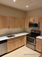 407 Washington St in Boston, MA - Building Photo - Building Photo