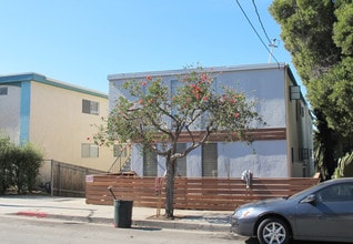 2816-2820 E 3rd St in Santa Monica, CA - Building Photo - Building Photo