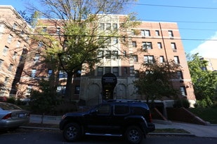 3511 Davenport St NW in Washington, DC - Building Photo