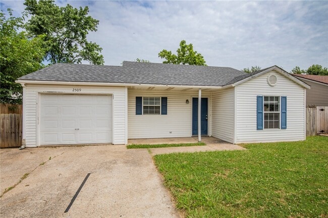 property at 2509 Parkcrest Dr
