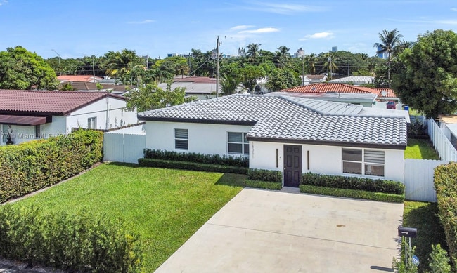 property at 18361 NE 20th Pl