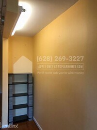 1402 E Baltimore St photo'