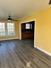 406 Dayton St in West Orange, TX - Building Photo - Building Photo