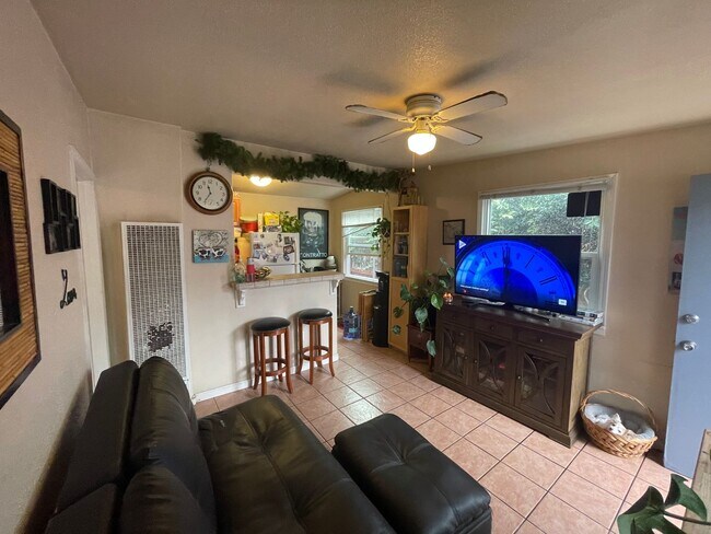 5133 W Point Loma Blvd