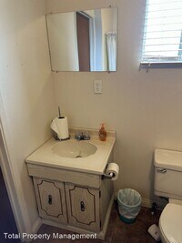 782-1423 Brokaw Ave photo'