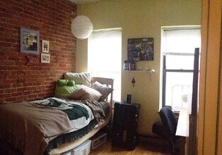 28 Symphony Rd, Unit 4 in Boston, MA - Foto de edificio - Building Photo