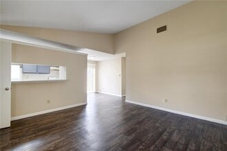 2003 Pipers Field Dr in Austin, TX - Building Photo - Building Photo