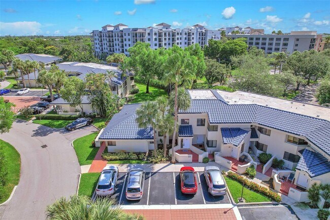 1618 NW 81st Way in Plantation, FL - Building Photo - Building Photo