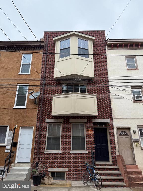 property at 1217 Montrose St