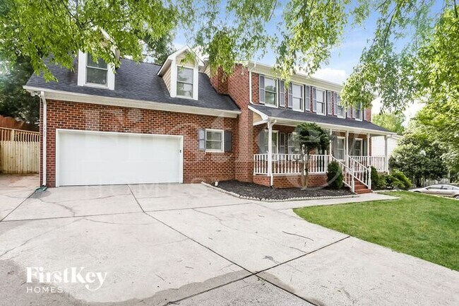 2422 Haybrook Ln in Charlotte, NC - Building Photo - Building Photo