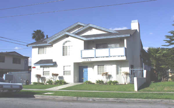 1659 W 208th St in Torrance, CA - Building Photo