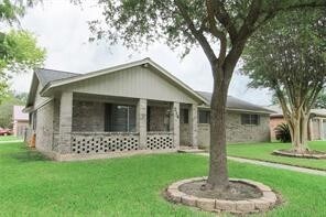 214 Kimswick Ct in Deer Park, TX - Building Photo