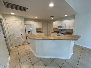 2803 56th St W in Lehigh Acres, FL - Building Photo - Building Photo