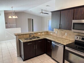 1326 Hillview Dr in Clermont, FL - Building Photo - Building Photo