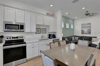 8061 Lost Shaker Ln in Kissimmee, FL - Building Photo - Building Photo