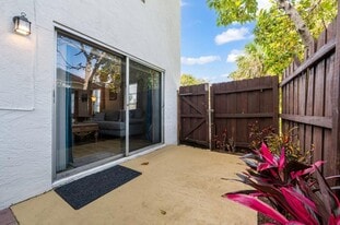 308 Southwind 1 Ct in North Palm Beach, FL - Building Photo