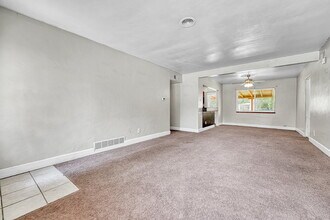 1245 Quari St in Aurora, CO - Building Photo - Building Photo