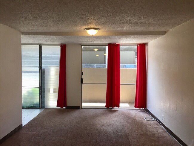 property at 98-080 Uao Pl