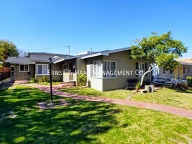 1957 San Francisco Ave in Long Beach, CA - Building Photo