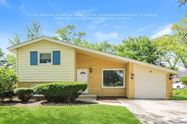 property at 418 S Kennicott Ave