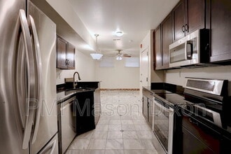 2020 N Calvert St in Baltimore, MD - Building Photo - Building Photo