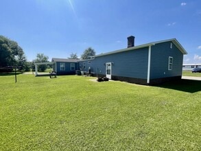 312 Alvin Rd in Pembroke, NC - Building Photo - Building Photo