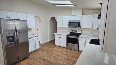 401 Gateway Ave in Fort Morgan, CO - Building Photo - Building Photo