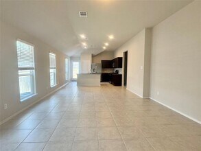 11313 Lago de Garda Dr in Austin, TX - Building Photo - Building Photo