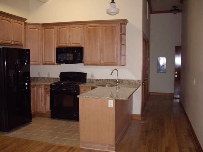 Pomeroy Lofts in Easton, PA - Building Photo - Interior Photo