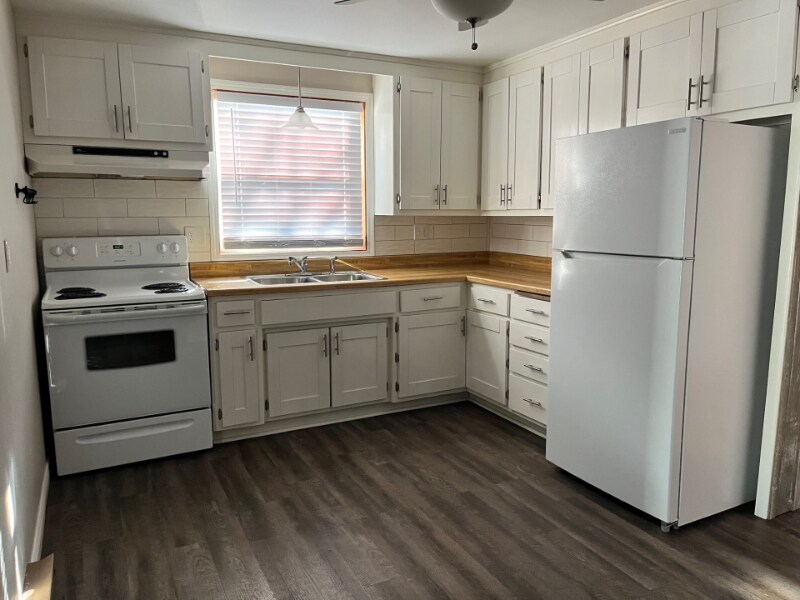 824 3rd St in Green Bay, WI - Building Photo
