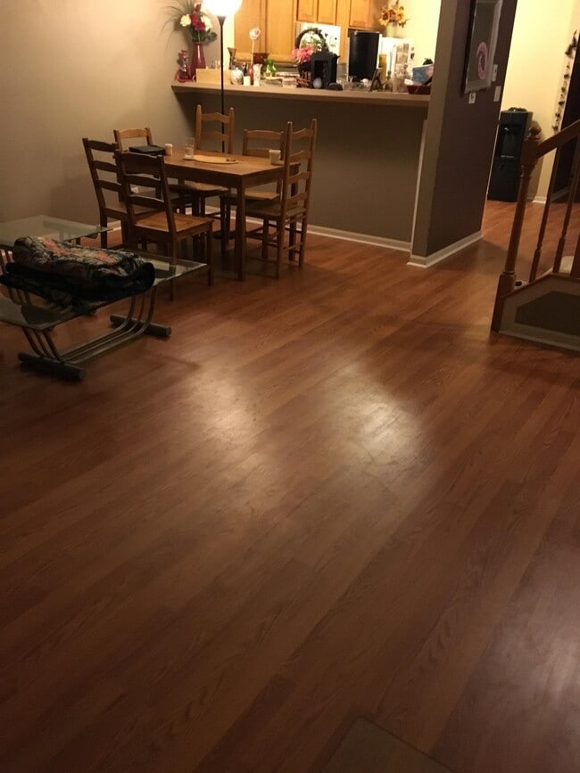 2128 Fulham Dr in Naperville, IL - Foto de edificio - Building Photo