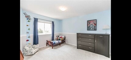 32 Cassandra Dr in Barrie, ON - Building Photo - Building Photo