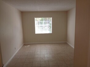 495 SE 8th St in Deerfield Beach, FL - Building Photo - Building Photo