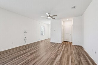 191 Light Timber Rd in Maxwell, TX - Building Photo - Building Photo