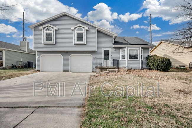 property at 4043 S Boyd St