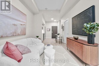 20 Monte Kwinter Ct in Toronto, ON - Building Photo - Building Photo