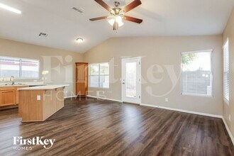 3025 W Salter Dr in Phoenix, AZ - Building Photo - Building Photo
