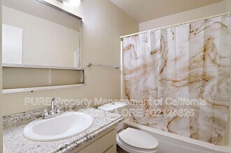 2433 Sequoia Dr in Antioch, CA - Building Photo - Building Photo